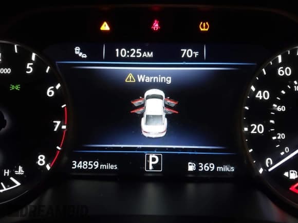 ✅ 2017 Nissan Maxima SL • VIN: 1N4AA6AP9HC368905 • Lot: 42583901. Listed on IAAI with 34,859 mi. Free auction sales archive from the USA and detailed vehicle history report at DreamBid. Image 16.