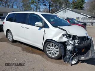 ✅ 2017 Toyota Sienna XLE • VIN: 5TDDZ3DC8HS176753 • Лот: 41790405. Опубликован ранее на IAAI с пробегом 81 450 миль. Бесплатный доступ к архиву аукционных продаж из США и подробный отчёт об истории автомобиля на DreamBid. Изображение 1.