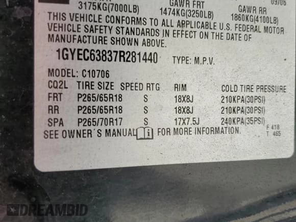 ✅ 2007 Cadillac Escalade • VIN: 1GYEC63837R281440 • Lot: 85368595. Wystawiony na Copart z przebiegiem 165 762 mil. Bezpłatny archiwum sprzedaży aukcyjnych z USA i szczegółowy raport historii pojazdu na DreamBid. Zdjęcie 14.