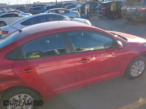 ✅ 2019 Hyundai Accent SE • VIN: 3KPC24A36KE085041 • Лот: 41655575. Опубликован ранее на IAAI с пробегом 113 005 миль. Бесплатный доступ к архиву аукционных продаж из США и подробный отчёт об истории автомобиля на DreamBid. Изображение 13.