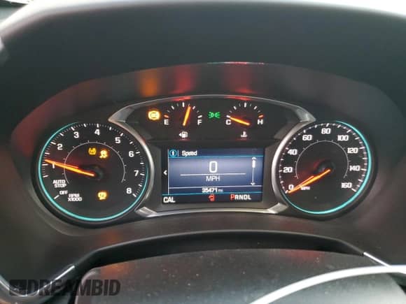 2021 Chevrolet Equinox LT with VIN 2GNAXUEV9M6132027, listed as a Copart auction lot 82780455 with 35,471 mi miles and Salvage title. Bid and sale history available at DreamBid. Image 9.