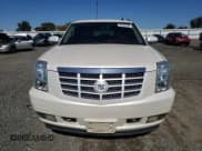 ✅ 2011 Cadillac Escalade Luxury • VIN: 1GYS4BEF2BR137407 • Lot: 86196395. Listed on Copart with 210,681 mi. Free auction sales archive from the USA and detailed vehicle history report at DreamBid. Image 5.