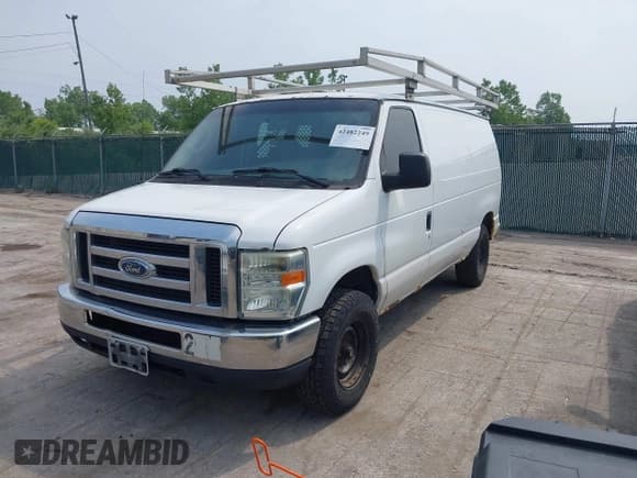 ✅ 2008 Ford Econoline Cargo Commercial • VIN: 1FTNE24L58DA78253 • Лот: 42482249. Опубликован ранее на IAAI с пробегом Не указан. Бесплатный доступ к архиву аукционных продаж из США и подробный отчёт об истории автомобиля на DreamBid. Изображение 2.