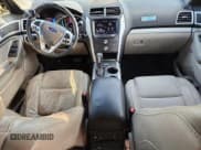 ✅ 2013 Ford Explorer XLT • VIN: 1FM5K7D86DGB48493 • Lot: 90141045. Wystawiony na Copart z przebiegiem 165 109 mil. Bezpłatny archiwum sprzedaży aukcyjnych z USA i szczegółowy raport historii pojazdu na DreamBid. Zdjęcie 8.