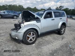 ✅ 2007 Dodge Nitro SLT • VIN: 1D8GT58K97W619567 • Lot: 71322465. Wystawiony na Copart z przebiegiem 234 159 mil. Bezpłatny archiwum sprzedaży aukcyjnych z USA i szczegółowy raport historii pojazdu na DreamBid. Zdjęcie 1.