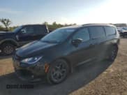 ✅ 2018 Chrysler Pacifica Touring L • VIN: 2C4RC1BG7JR362252 • Lot: 85834345. Wystawiony na Copart z przebiegiem 141 462 mil. Bezpłatny archiwum sprzedaży aukcyjnych z USA i szczegółowy raport historii pojazdu na DreamBid. Zdjęcie 1.