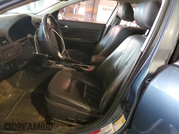 ✅ 2012 Ford Fusion SEL • VIN: 3FAHP0JAXCR104558 • Lot: 87241345. Wystawiony na Copart z przebiegiem 207 158 mil. Bezpłatny archiwum sprzedaży aukcyjnych z USA i szczegółowy raport historii pojazdu na DreamBid. Zdjęcie 7.