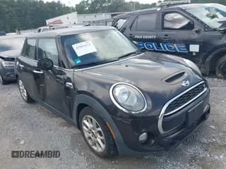 ✅ 2015 MINI Hardtop 4 Door S • VIN: WMWXU3C54F2B58365 • Lot: 42881814. Wystawiony na IAAI z przebiegiem 112 531 mil. Bezpłatny archiwum sprzedaży aukcyjnych z USA i szczegółowy raport historii pojazdu na DreamBid. Zdjęcie 1.