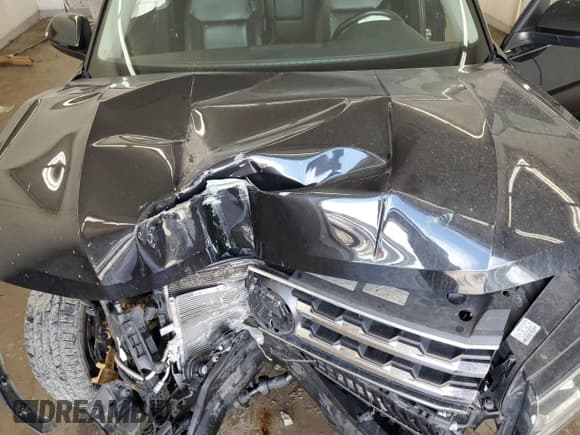 ✅ 2018 Volkswagen Atlas SE • VIN: 1V2LR2CAXJC523169 • Lot: 83990465. Listed on Copart with 146,290 mi. Free auction sales archive from the USA and detailed vehicle history report at DreamBid. Image 12.