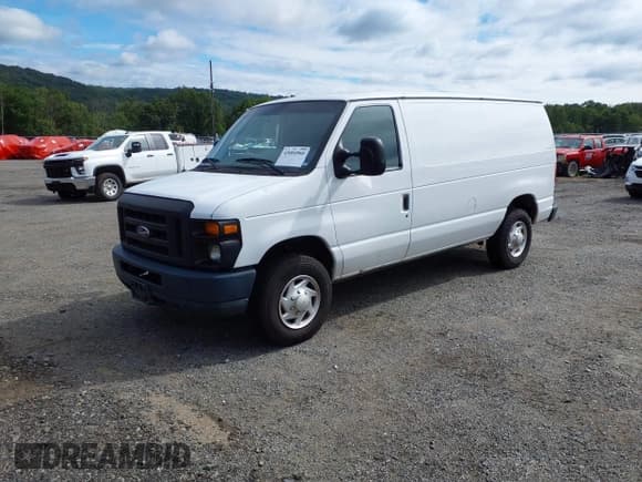 ✅ 2014 Ford Econoline Cargo Commercial • VIN: 1FTNE2EW0EDB19070 • Lot: 43004960. Listed on IAAI with 220,138 mi. Free auction sales archive from the USA and detailed vehicle history report at DreamBid. Image 17.