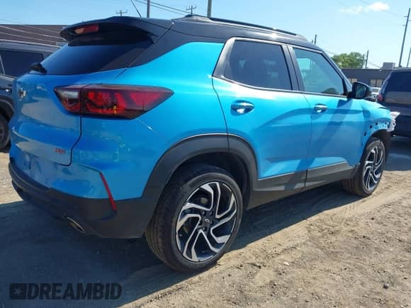 2025 Chevrolet TrailBlazer RS с VIN KL79MUSLXSB011909, выставлен на аукционе IAAI как лот 42779425 с пробегом 22 708 миль миль и . История ставок и продаж доступна на DreamBid. Изображение 4.