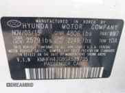 ✅ 2016 Hyundai Azera Limited • VIN: KMHFH4JG8GA529735 • Lot: 43231503. Wystawiony na IAAI z przebiegiem 8 077 mil. Bezpłatny archiwum sprzedaży aukcyjnych z USA i szczegółowy raport historii pojazdu na DreamBid. Zdjęcie 9.