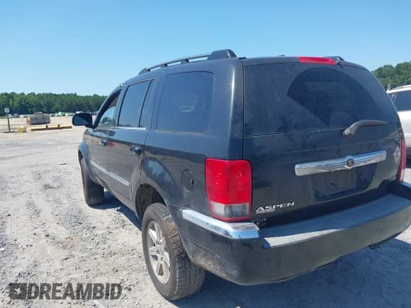 ✅ 2007 Chrysler Aspen Limited • VIN: 1A8HX58P47F575277 • Lot: 42566359. Wystawiony na IAAI z przebiegiem 226 321 mil. Bezpłatny archiwum sprzedaży aukcyjnych z USA i szczegółowy raport historii pojazdu na DreamBid. Zdjęcie 3.