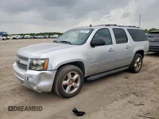 ✅ 2010 Chevrolet Suburban LTZ • VIN: 1GNUCKE03AR178776 • Lot: 61622815. Wystawiony na Copart z przebiegiem 208 884 mil. Bezpłatny archiwum sprzedaży aukcyjnych z USA i szczegółowy raport historii pojazdu na DreamBid. Zdjęcie 1.