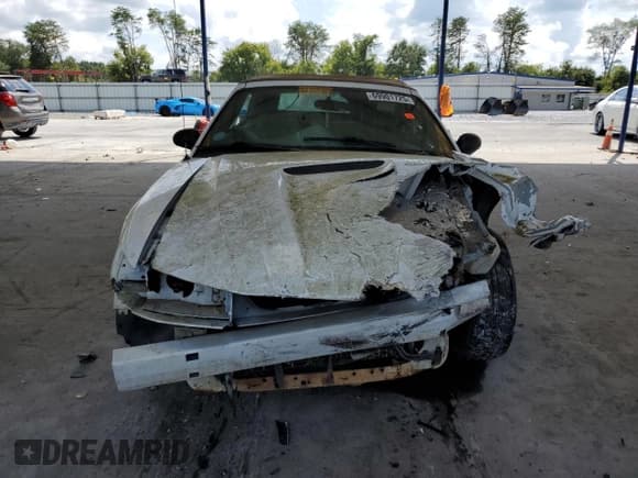 ✅ 2002 Ford Mustang Deluxe • VIN: 1FAFP44412F113486 • Lot: 69901725. Listed on Copart with 214,518 mi. Free auction sales archive from the USA and detailed vehicle history report at DreamBid. Image 5.
