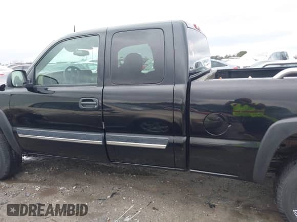 2004 Chevrolet Silverado 1500 с VIN 1GCEK19T14E193948, выставлен на аукционе IAAI как лот 41515676 с пробегом 188 289 миль миль и . История ставок и продаж доступна на DreamBid. Изображение 15.