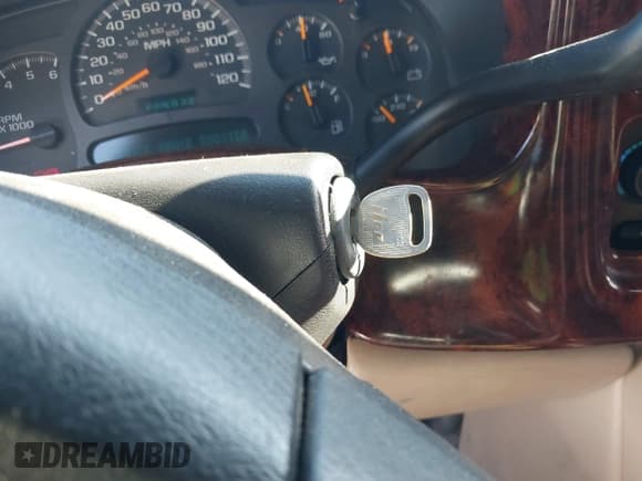 ✅ 2004 Chevrolet Avalanche Z66 • VIN: 3GNEC12T84G149677 • Lot: 43443498. Listed on IAAI with 290,086 mi. Free auction sales archive from the USA and detailed vehicle history report at DreamBid. Image 11.