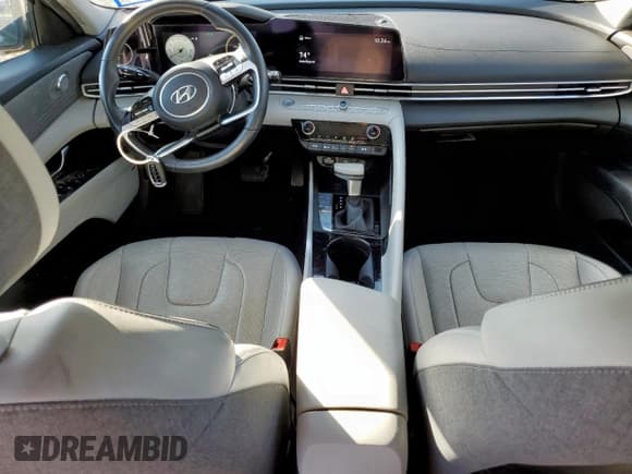 ✅ 2021 Hyundai Elantra Limited • VIN: KMHLN4AJ5MU007775 • Lot: 86152615. Listed on Copart with 83,665 mi. Free auction sales archive from the USA and detailed vehicle history report at DreamBid. Image 8.