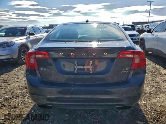 ✅ 2015 Volvo S60 T5 Premier • VIN: YV1612TB6F2315070 • Lot: 94561685. Listed on Copart with 192,643 mi. Free auction sales archive from the USA and detailed vehicle history report at DreamBid. Image 6.