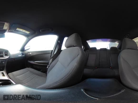 ✅ 2012 Dodge Charger SE • VIN: 2C3CDXBG2CH271084 • Lot: 43267576. Wystawiony na IAAI z przebiegiem 97 042 mil. Bezpłatny archiwum sprzedaży aukcyjnych z USA i szczegółowy raport historii pojazdu na DreamBid. Zdjęcie 18.