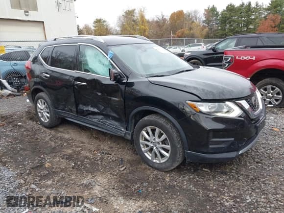 ✅ 2019 Nissan Rogue S • VIN: 5N1AT2MV6KC731493 • Лот: 43641304. Опубликован ранее на IAAI с пробегом 94 692 миль. Бесплатный доступ к архиву аукционных продаж из США и подробный отчёт об истории автомобиля на DreamBid. Изображение 1.