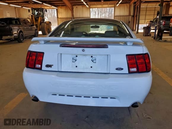 ✅ 2002 Ford Mustang GT Deluxe • VIN: 1FAFP42X62F224936 • Lot: 94079535. Listed on Copart with 245,735 mi. Free auction sales archive from the USA and detailed vehicle history report at DreamBid. Image 6.