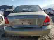 2002 Hyundai Elantra GLS z VIN KMHDN45D22U434479, wystawiony jako Copart lot #77869634 z przebiegiem 231 962 mil mil oraz Szkoda całkowita • Salvage title. Historia ofert i sprzedaży dostępna na DreamBid. Obrazek 6.
