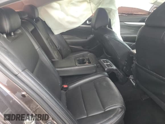 ✅ 2016 Nissan Maxima S • VIN: 1N4AA6AP9GC435291 • Lot: 82421245. Listed on Copart with 92,205 mi. Free auction sales archive from the USA and detailed vehicle history report at DreamBid. Image 10.