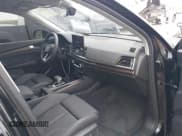 ✅ 2024 Audi Q5 S line Premium • VIN: WA1GAAFY0R2145033 • Лот: 41817546. Опубликован ранее на IAAI с пробегом 1 277 миль. Бесплатный доступ к архиву аукционных продаж из США и подробный отчёт об истории автомобиля на DreamBid. Изображение 5.