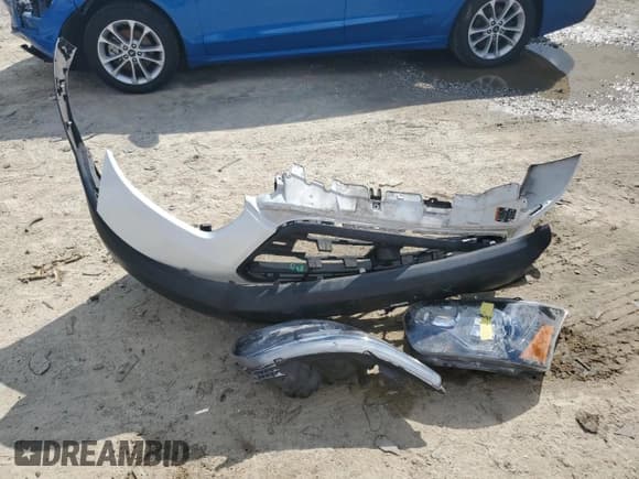 ✅ 2019 Ford Transit Passenger XL • VIN: 1FBZX2ZM5KKA19918 • Лот: 70586224. Опубликован ранее на Copart с пробегом 159 922 миль. Бесплатный доступ к архиву аукционных продаж из США и подробный отчёт об истории автомобиля на DreamBid. Изображение 13.