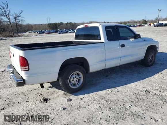 ✅ 1999 Dodge Dakota SLT • VIN: 1B7GL22X9XS188317 • Lot: 47997795. Wystawiony na Copart z przebiegiem 125 090 mil. Bezpłatny archiwum sprzedaży aukcyjnych z USA i szczegółowy raport historii pojazdu na DreamBid. Zdjęcie 3.