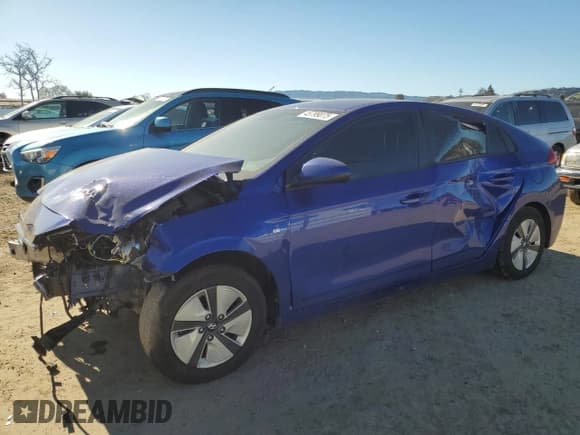 ✅ 2019 Hyundai Ioniq Blue • VIN: KMHC65LC7KU124465 • Lot: 45799075. Wystawiony na Copart z przebiegiem 79 746 mil. Bezpłatny archiwum sprzedaży aukcyjnych z USA i szczegółowy raport historii pojazdu na DreamBid. Zdjęcie 1.