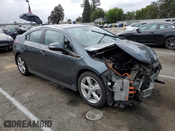 ✅ 2013 Chevrolet Volt • VIN: 1G1RE6E45DU147624 • Lot: 55695084. Wystawiony na Copart z przebiegiem 141 307 mil. Bezpłatny archiwum sprzedaży aukcyjnych z USA i szczegółowy raport historii pojazdu na DreamBid. Zdjęcie 4.
