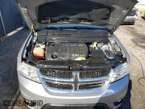 ✅ 2015 Dodge Journey SXT • VIN: 3C4PDCBG6FT564231 • Lot: 92689885. Wystawiony na Copart z przebiegiem 172 353 mil. Bezpłatny archiwum sprzedaży aukcyjnych z USA i szczegółowy raport historii pojazdu na DreamBid. Zdjęcie 12.