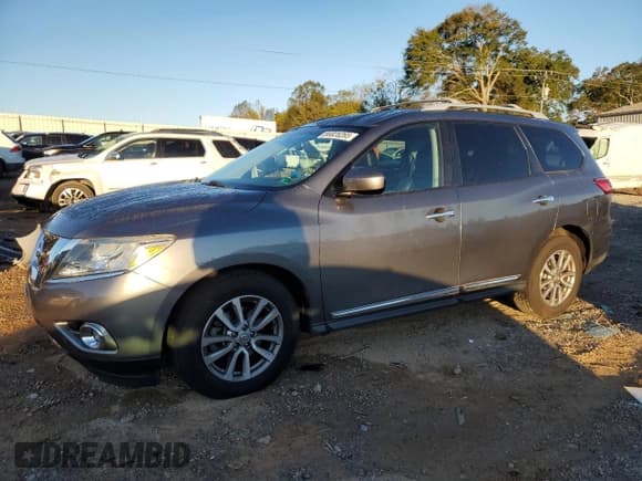 ✅ 2015 Nissan Pathfinder SV • VIN: 5N1AR2MN9FC698817 • Lot: 86825265. Listed on Copart with 102,741 mi. Free auction sales archive from the USA and detailed vehicle history report at DreamBid. Image 1.