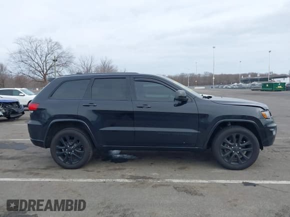 ✅ 2019 Jeep Grand Cherokee Upland • VIN: 1C4RJFAG4KC531609 • Lot: 41719305. Listed on IAAI with 58,058 mi. Free auction sales archive from the USA and detailed vehicle history report at DreamBid. Image 13.
