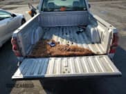 ✅ 2004 Chevrolet Silverado 1500 LS • VIN: 1GCEK14T84Z269309 • Лот: 78146584. Опубликован ранее на Copart с пробегом Не указан. Бесплатный доступ к архиву аукционных продаж из США и подробный отчёт об истории автомобиля на DreamBid. Изображение 10.