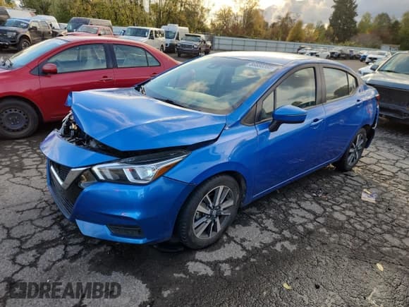 ✅ 2021 Nissan Versa SV • VIN: 3N1CN8EV6ML884572 • Лот: 86680365. Опубликован ранее на Copart с пробегом 60 715 миль. Бесплатный доступ к архиву аукционных продаж из США и подробный отчёт об истории автомобиля на DreamBid. Изображение 1.