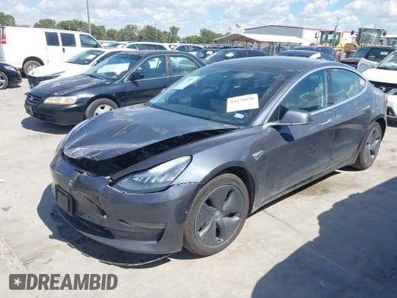 ✅ 2020 Tesla Model 3 Long Range • VIN: 5YJ3E1EB7LF616721 • Lot: 43276836. Wystawiony na IAAI z przebiegiem 92 742 mil. Bezpłatny archiwum sprzedaży aukcyjnych z USA i szczegółowy raport historii pojazdu na DreamBid. Zdjęcie 2.