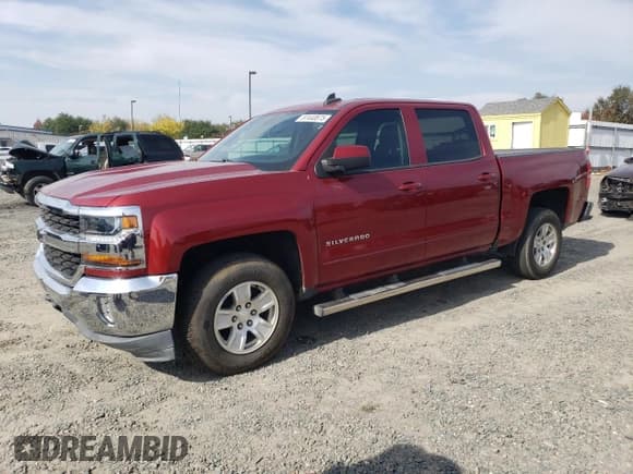 ✅ 2018 Chevrolet Silverado 1500 LT • VIN: 3GCPCREC5JG516039 • Лот: 87440875. Опубликован ранее на Copart с пробегом 68 660 миль. Бесплатный доступ к архиву аукционных продаж из США и подробный отчёт об истории автомобиля на DreamBid. Изображение 1.