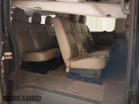 ✅ 2014 Nissan NV SL • VIN: 5BZAF0AA0EN161579 • Lot: 42896822. Listed on IAAI with 155,568 mi. Free auction sales archive from the USA and detailed vehicle history report at DreamBid. Image 8.