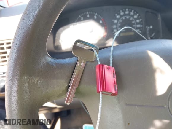 ✅ 1998 Toyota Corolla LE • VIN: 2T1BR18E7WC085969 • Лот: 43632191. Опубликован ранее на IAAI с пробегом Не указан. Бесплатный доступ к архиву аукционных продаж из США и подробный отчёт об истории автомобиля на DreamBid. Изображение 11.