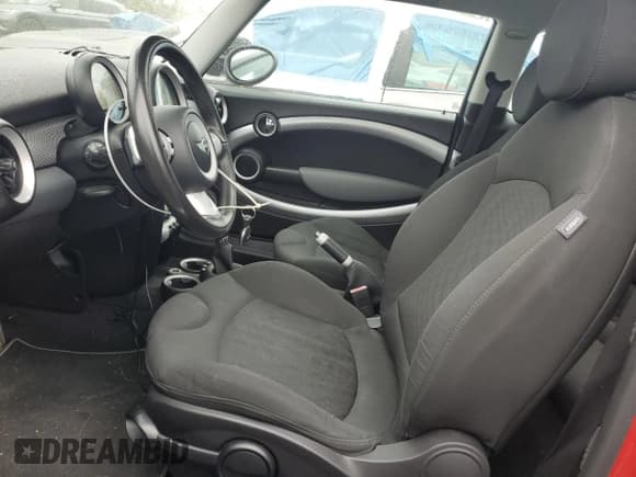 ✅ 2018 MINI Hardtop S • VIN: WMWMF73589TW82716 • Lot: 71499535. Wystawiony na Copart z przebiegiem 115 791 mil. Bezpłatny archiwum sprzedaży aukcyjnych z USA i szczegółowy raport historii pojazdu na DreamBid. Zdjęcie 7.