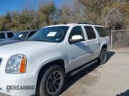 ✅ 2014 GMC Yukon XL SLT • VIN: 1GKS1KE02ER200489 • Lot: 41385362. Listed on IAAI with 200,289 mi. Free auction sales archive from the USA and detailed vehicle history report at DreamBid. Image 2.