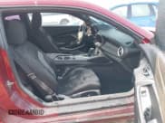 ✅ 2021 Chevrolet Camaro 1LS • VIN: 1G1FB1RX1M0121709 • Lot: 41943012. Wystawiony na IAAI z przebiegiem Nie podano. Bezpłatny archiwum sprzedaży aukcyjnych z USA i szczegółowy raport historii pojazdu na DreamBid. Zdjęcie 5.