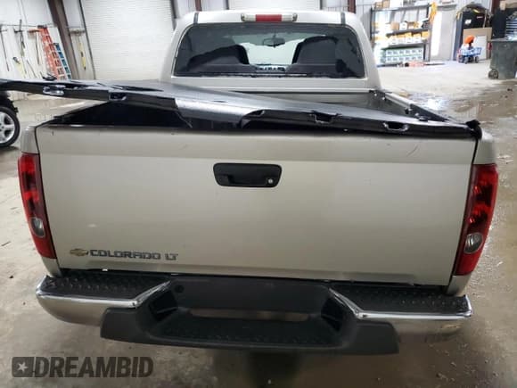 ✅ 2008 Chevrolet Colorado 1LT • VIN: 1GCDT33E388190360 • Лот: 48430554. Опубликован ранее на Copart с пробегом 105 726 миль. Бесплатный доступ к архиву аукционных продаж из США и подробный отчёт об истории автомобиля на DreamBid. Изображение 6.