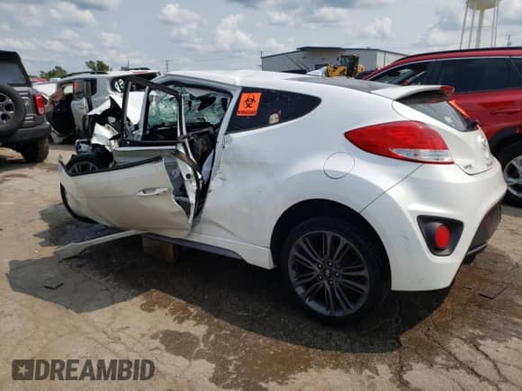 2016 Hyundai Veloster Turbo с VIN KMHTC6AE8GU268729, выставлен на аукционе Copart как лот 64152474 с пробегом Не указан миль и Списание • Salvage title. История ставок и продаж доступна на DreamBid. Изображение 2.