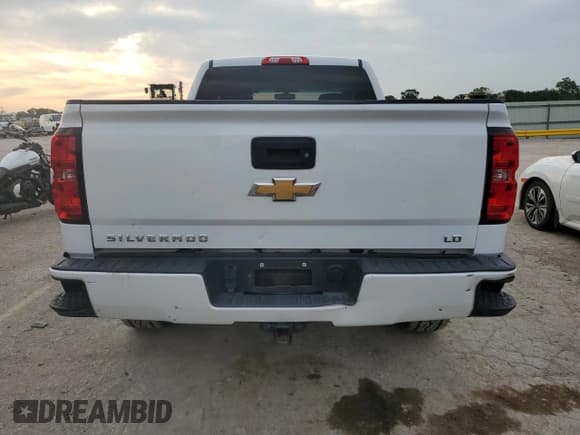 ✅ 2019 Chevrolet Silverado 1500 LT • VIN: 2GCVKPEC5K1131136 • Lot: 64472834. Wystawiony na Copart z przebiegiem 176 626 mil. Bezpłatny archiwum sprzedaży aukcyjnych z USA i szczegółowy raport historii pojazdu na DreamBid. Zdjęcie 6.