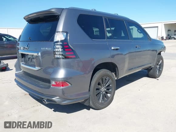 ✅ 2023 Lexus GX 460 Premium • VIN: JTJAM7BX5P5365232 • Lot: 43560466. Wystawiony na IAAI z przebiegiem 31 699 mil. Bezpłatny archiwum sprzedaży aukcyjnych z USA i szczegółowy raport historii pojazdu na DreamBid. Zdjęcie 4.
