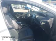 ✅ 2021 Toyota Prius LE • VIN: JTDKAMFP7M3173830 • Lot: 42236240. Wystawiony na IAAI z przebiegiem 87 983 mil. Bezpłatny archiwum sprzedaży aukcyjnych z USA i szczegółowy raport historii pojazdu na DreamBid. Zdjęcie 5.